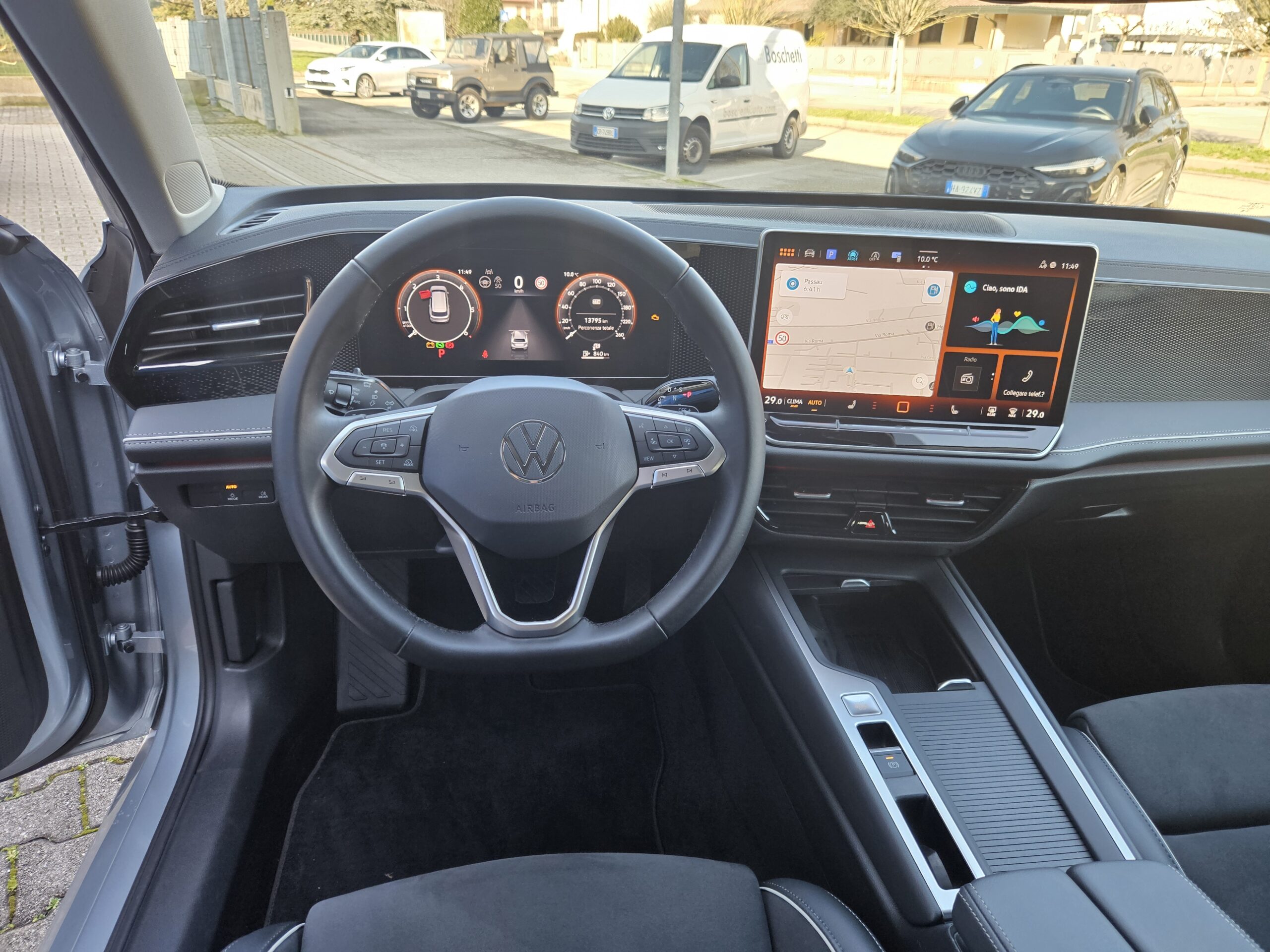VW Passat 2.0 Tdi 122cv DSG - immagine 12