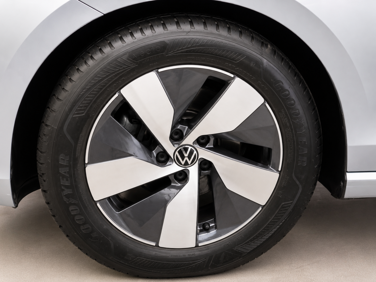 VW Passat 2.0 Tdi 122cv DSG - immagine 9