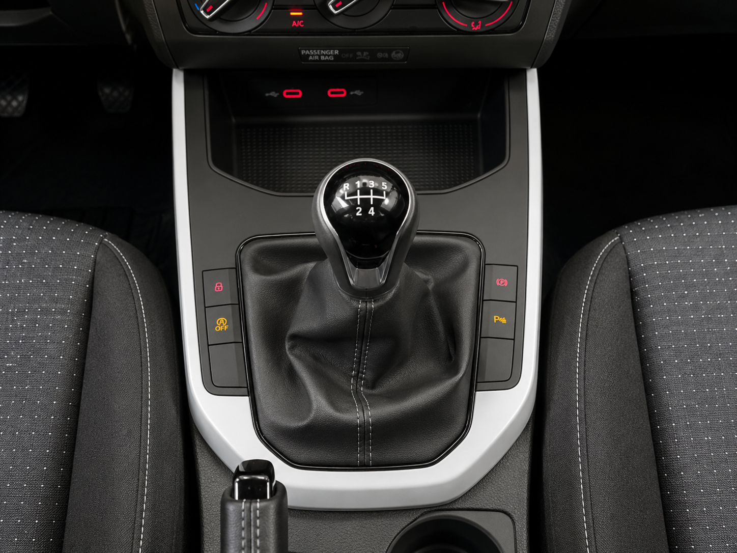 SEAT ARONA Black Edition 1.0Tsi 95cv - immagine 10