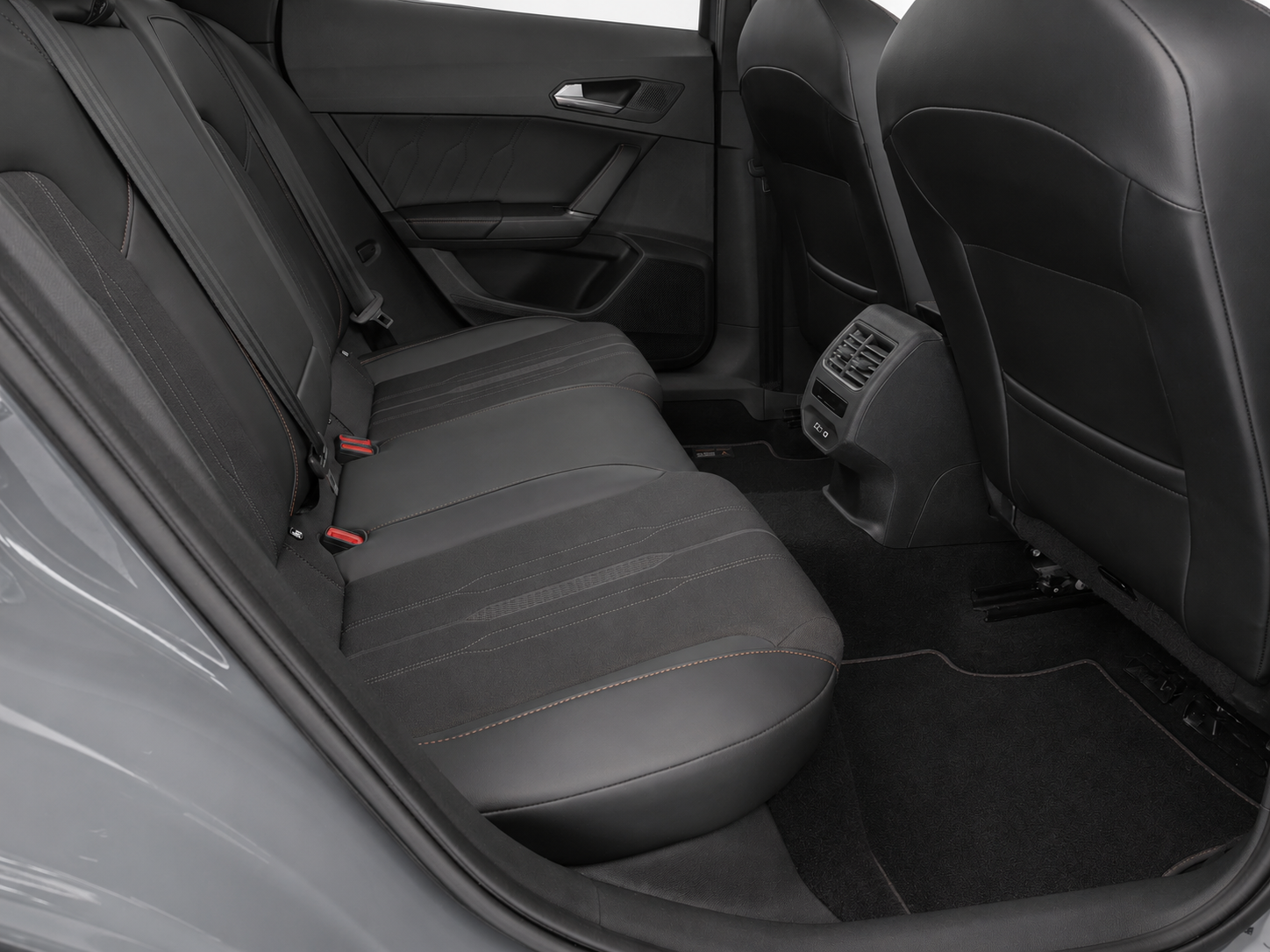 CUPRA FORMENTOR 1.5 Tsi 150cv DSG - immagine 29