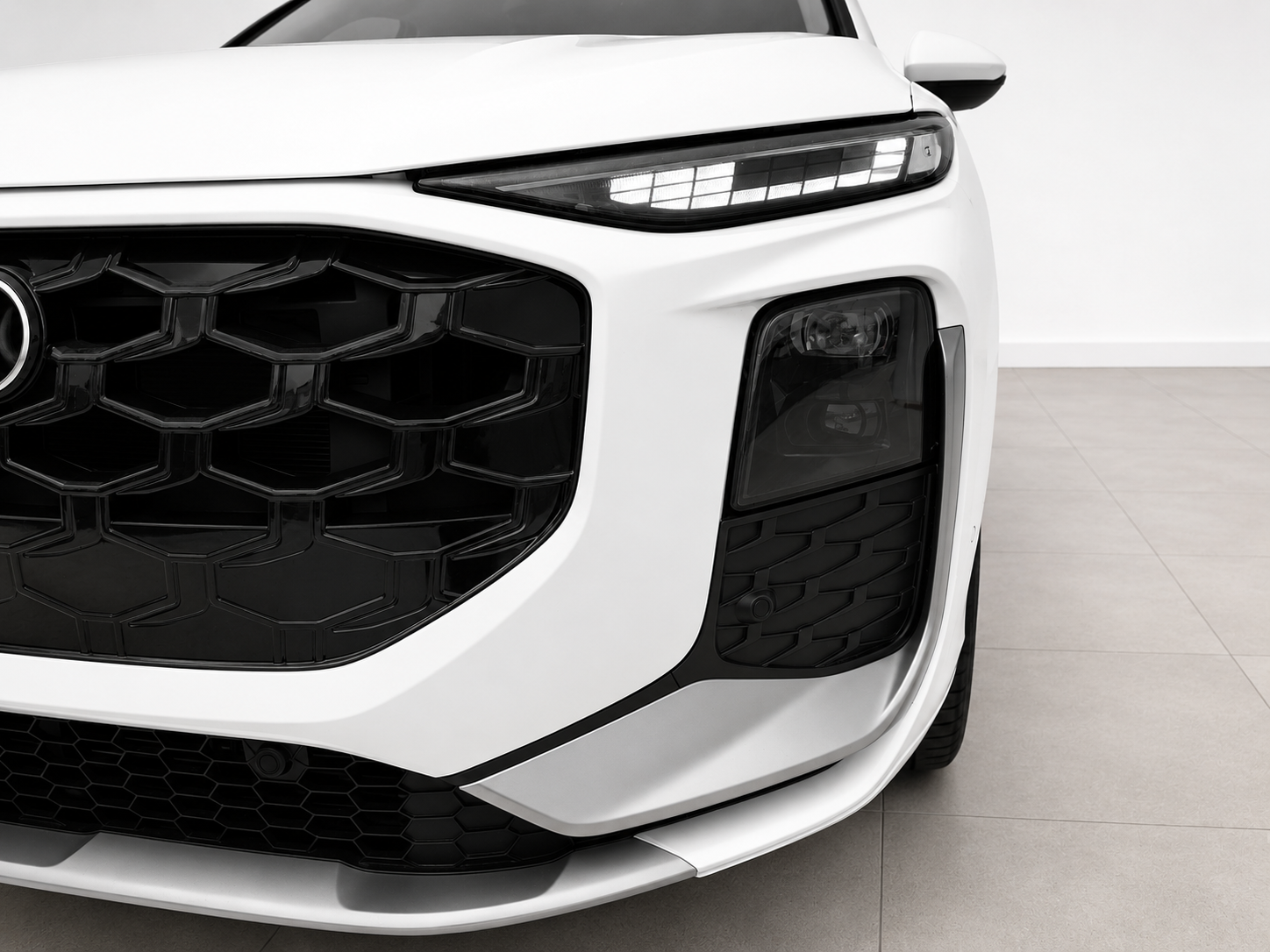Audi Q3 S-line edition 1.5 TFSI 110 Kw MHEV - immagine 4