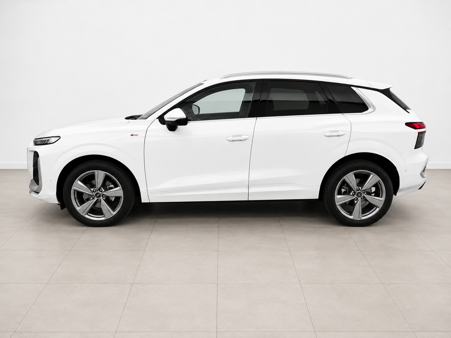 Audi Q3 S-line edition 1.5 TFSI 110 Kw MHEV - immagine 6